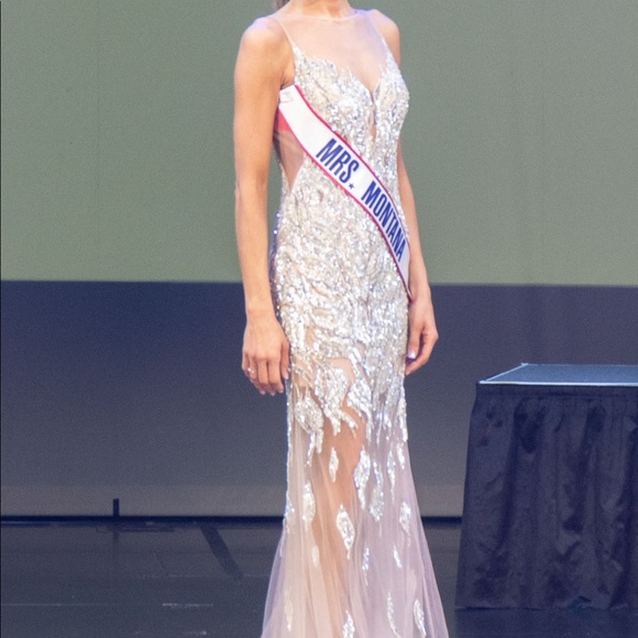 Jovani Size 4 beaded pageant gown - Picture 10 of 13